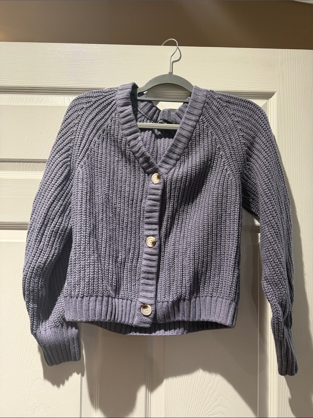 Cozy V-Neck Chunky Knit Cardigan - Lavender